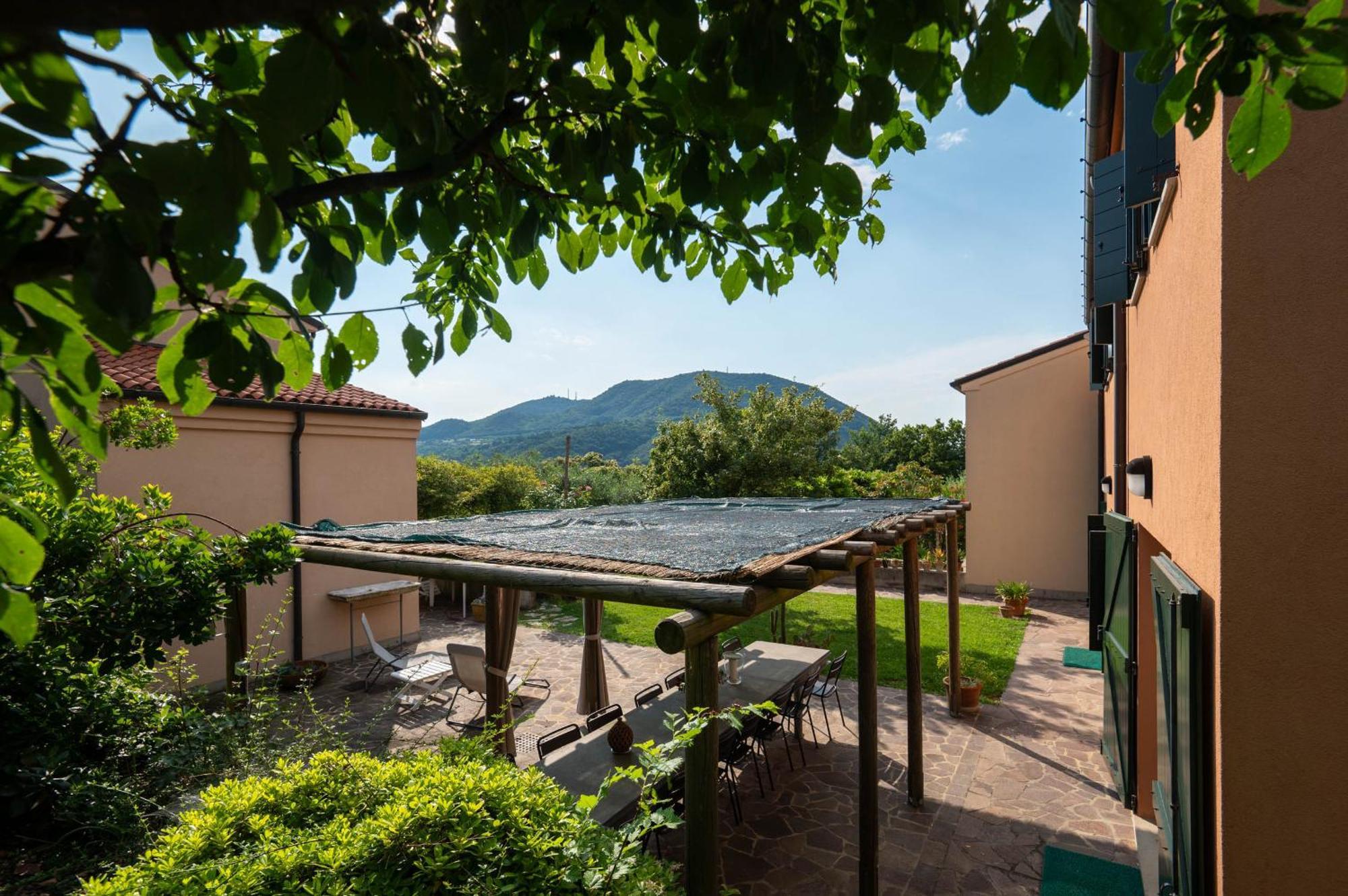 Agriturismo Terre Bianche 테올로 외부 사진